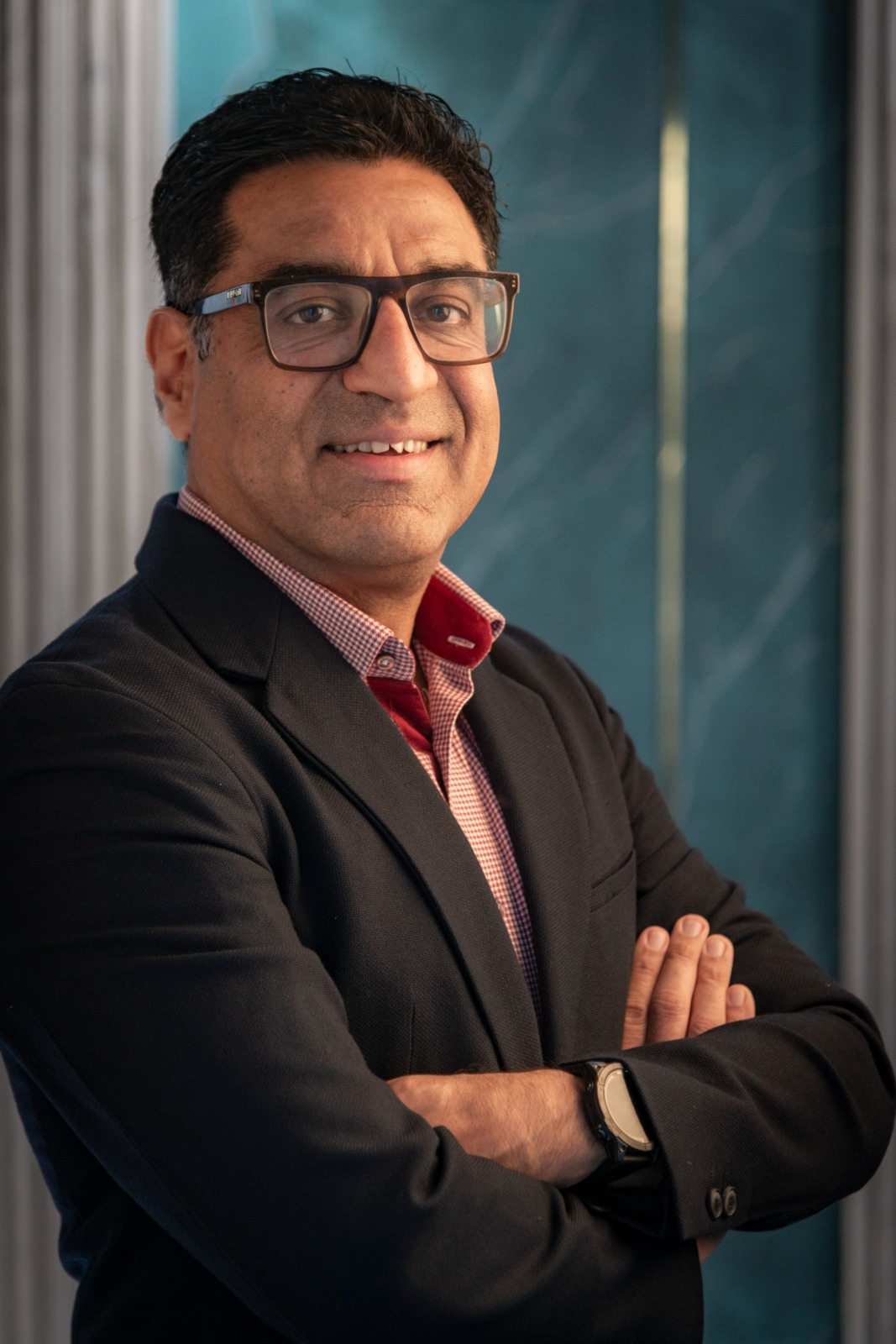 Mr. Dhanesh Bhatia